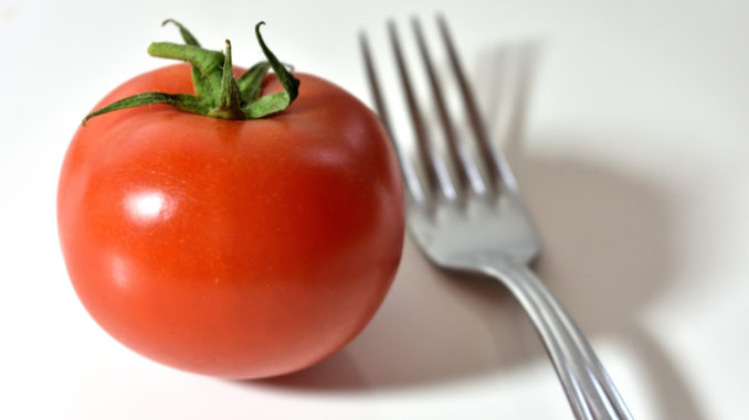 Vegetarisch, vegan, frutarisch Na, was isst Du denn so? Warum dieses rote Früchtchen zwar vegetarisch und vegan, aber trotzdem keinesfalls frutarisch ist, kannst Du im Folgenden nachlesen. Guten Appetit!