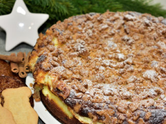 Cremiger Quark, der Geschmack von Lebkuchen und Spekulatius, dazu Preiselbeeren und Zitrone - kein Wunder, dass mein winterlicher Käsekuchen so beliebt ist!